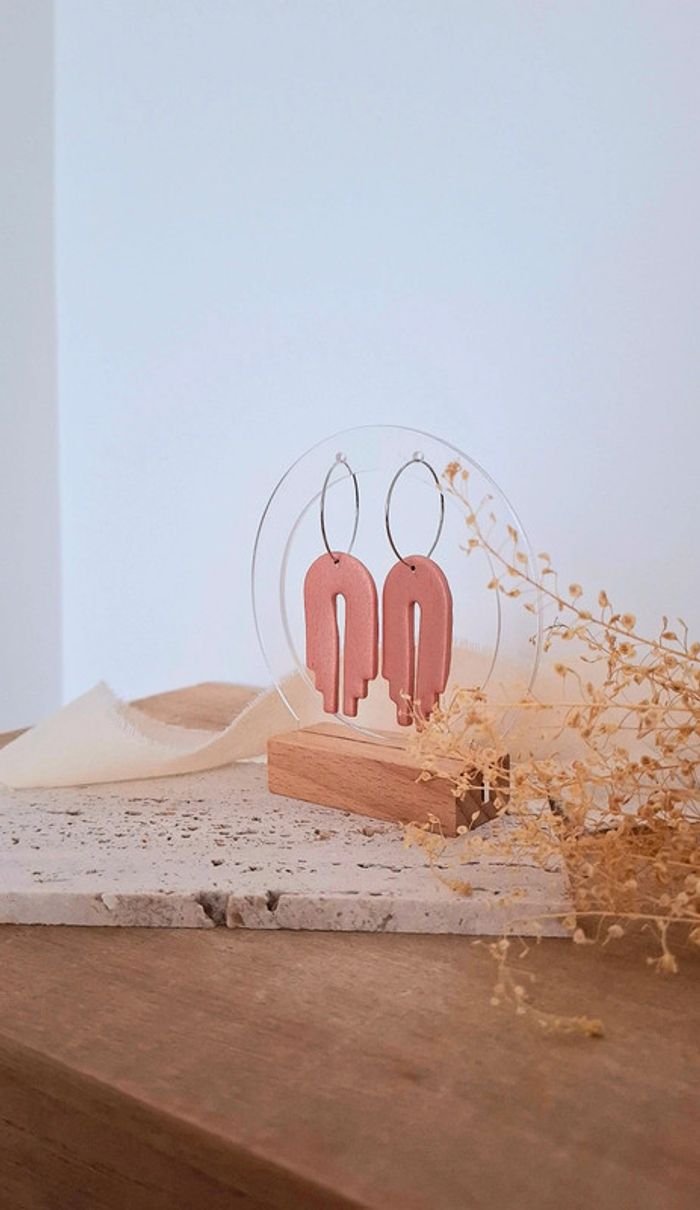 Boucles d’oreilles Arche 🌸 Rose poudrée - Modèle unique (neuve) - photo numéro 4