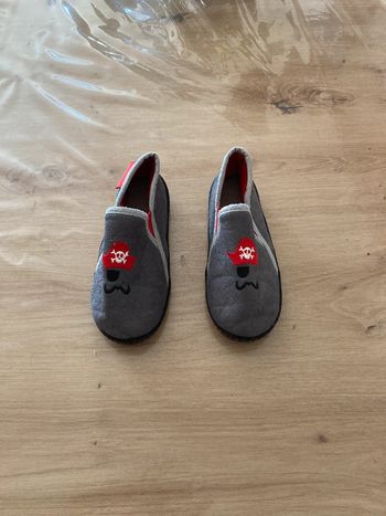 Chaussons isotoner taille 28