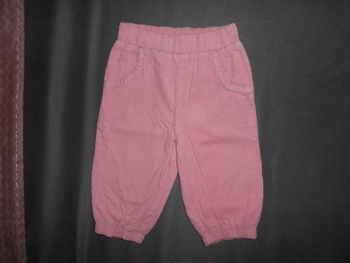 Pantalon, taille: 9 mois à 0,50 EURO