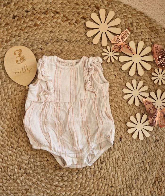 Barboteuse à rayures blanche et rose gémo bébé fille 3 mois