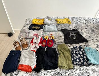 Lot vêtement bébé 6/12 mois