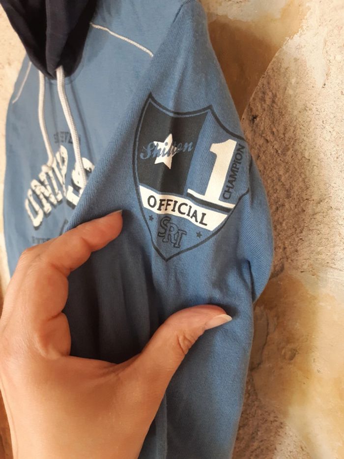 Pull a capuche léger garçon 8 ans - photo numéro 5