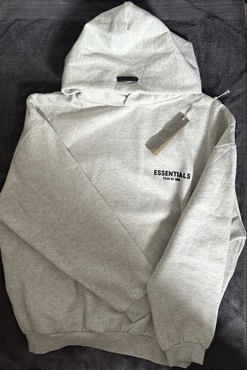 Hoodie Essentials Fear of God Gris – Sweat à Capuche Oversize Unisexe – Streetwear