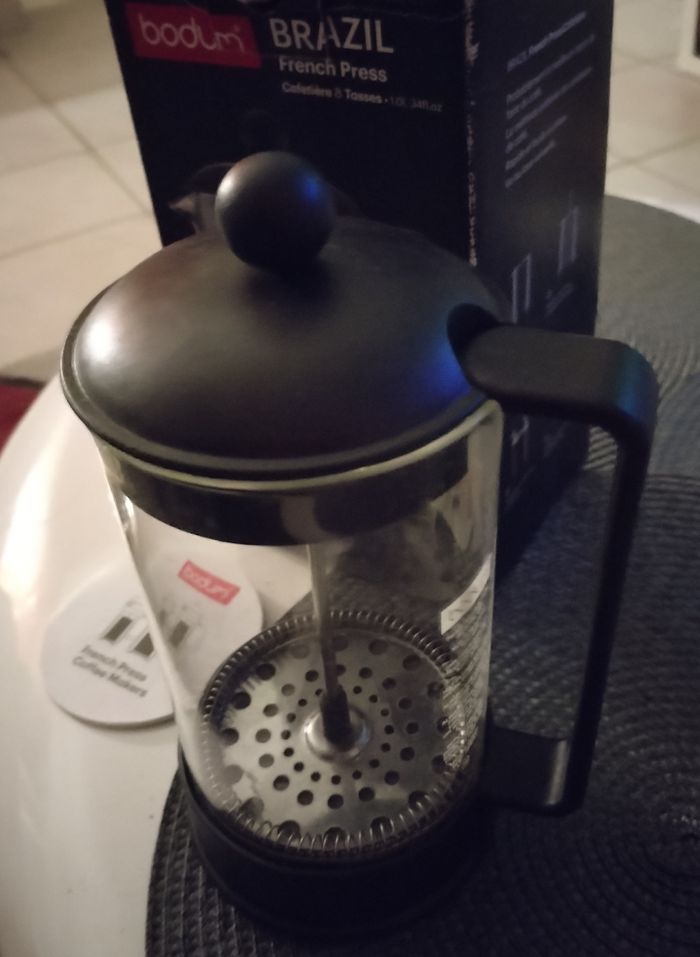 Cafetière à piston 8 tasses "Bodum Brazil" neuve - photo numéro 3