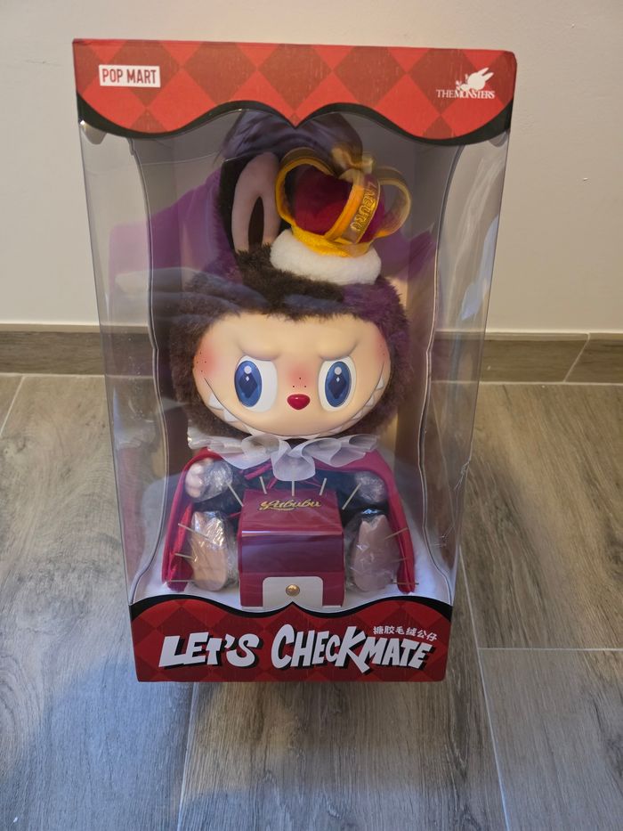 Popmart Labubu Let's checkmate