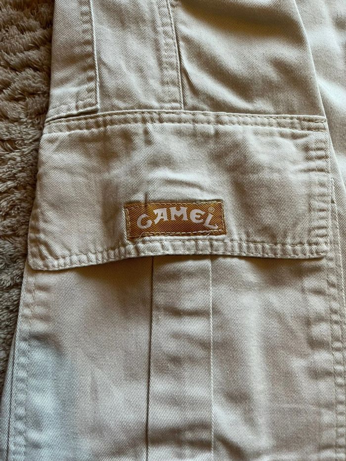 Bermuda cargo Camel /52 / Blanc / Excellent état - photo numéro 4