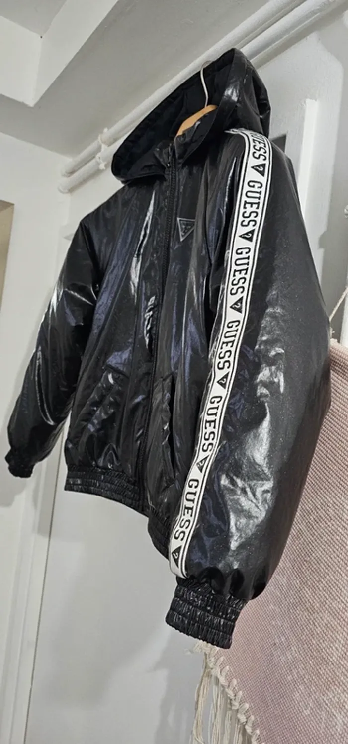 Doudoune Blouson Veste Guess Taille 12 ans