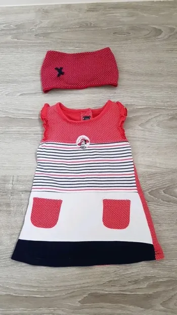Robe et son bandeau Taille 12 mois