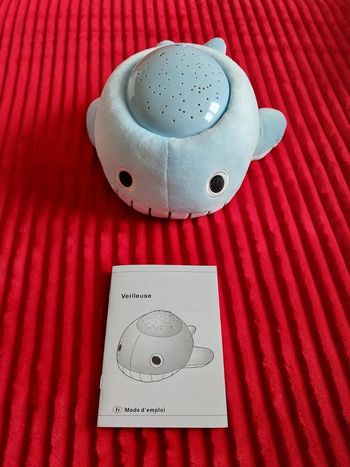 Veilleuse baleine bleu