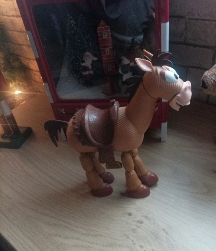 Toy story pile poil 24 cm