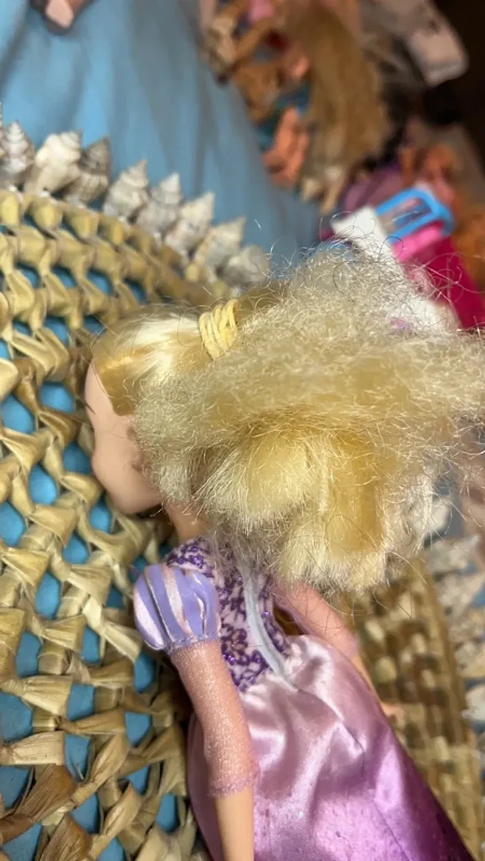 Barbie princesse " Raiponce " - photo numéro 5