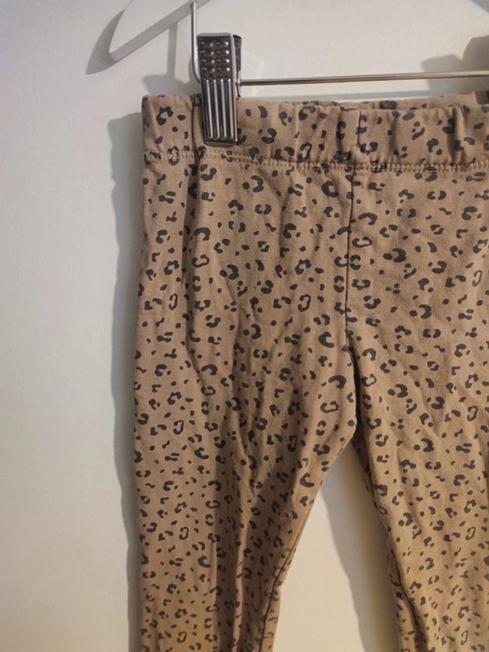 Legging léopard H&M 2/3 ans 98 cm - photo numéro 2