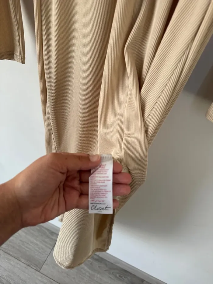 👗 robe beige- taille 40 - neuf sans étiquette - Closet london asos - photo numéro 10