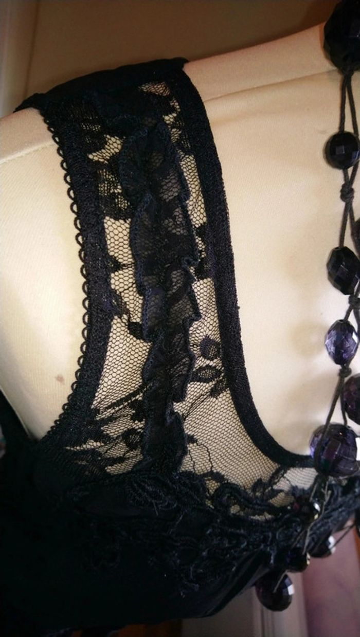 Superbe robe cache cache neuve taille 36 - photo numéro 6