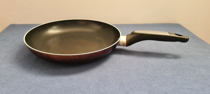 Poêle antiadhérente 24 cm