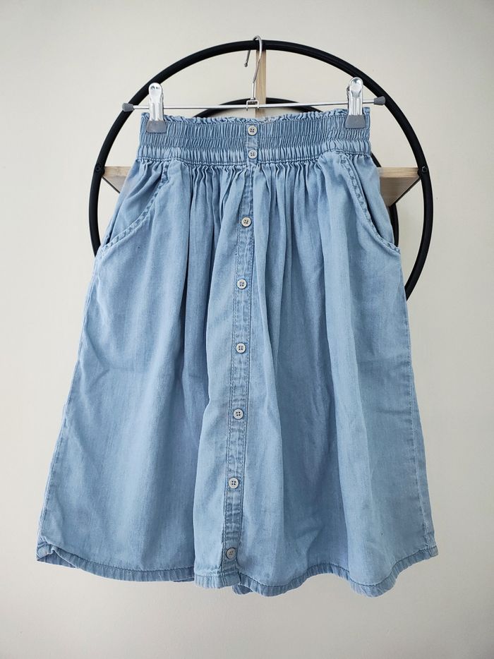 8 ans jupe mi hauteur tape a l'oeil