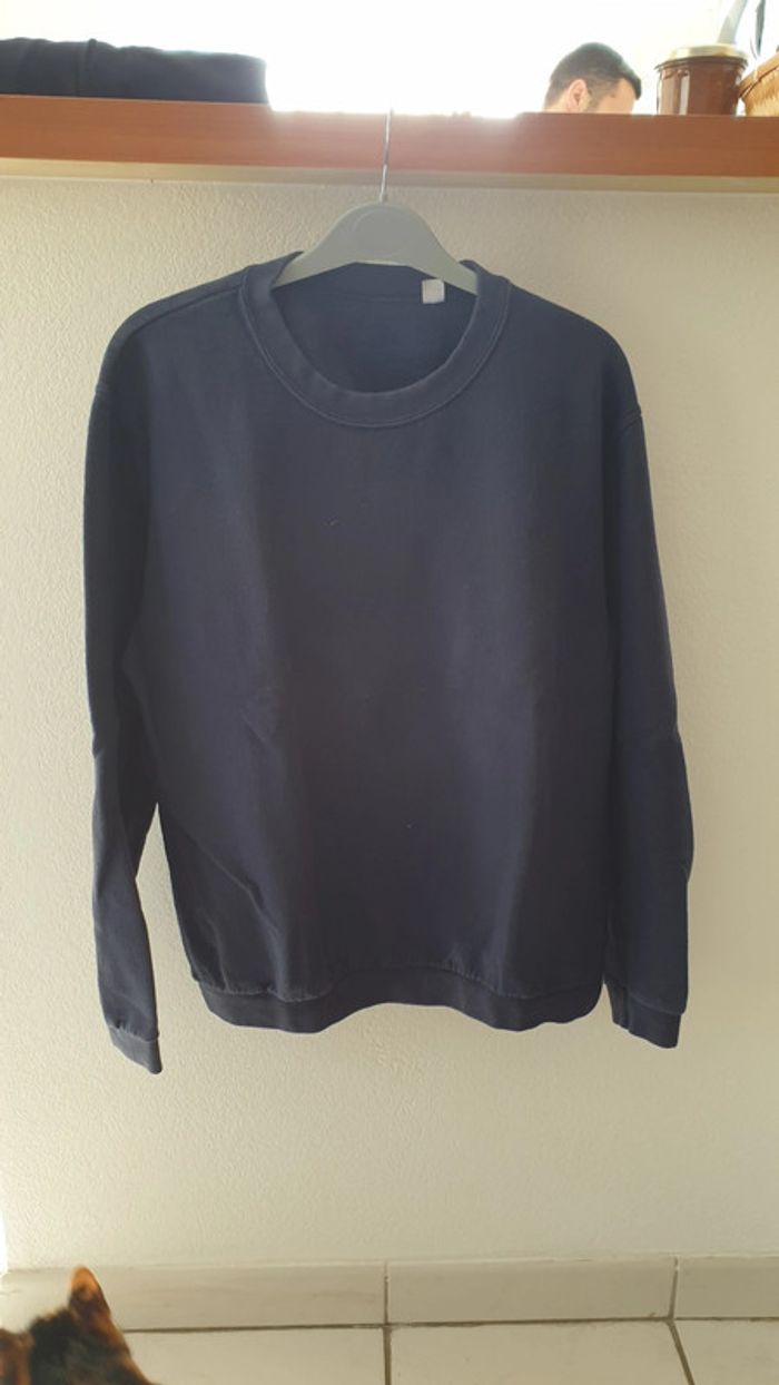 Pull sweatshirt sweat homme taille L bleu marine