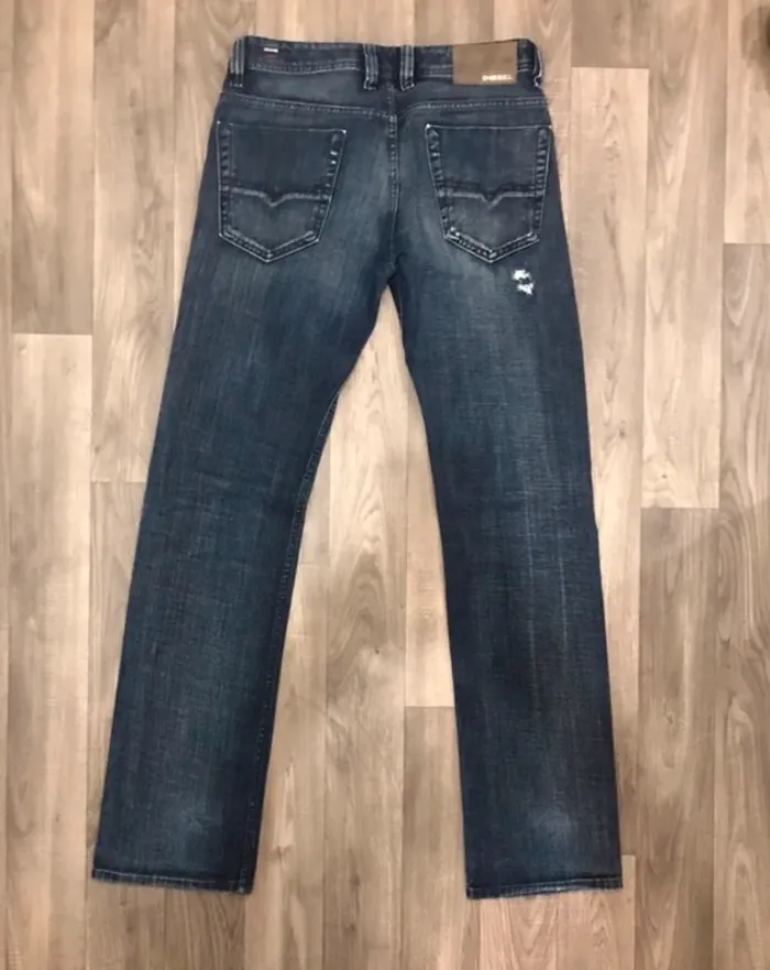 Pantalon jeans Diesel unisexe bleu marine troué taille 28/32 - photo numéro 2