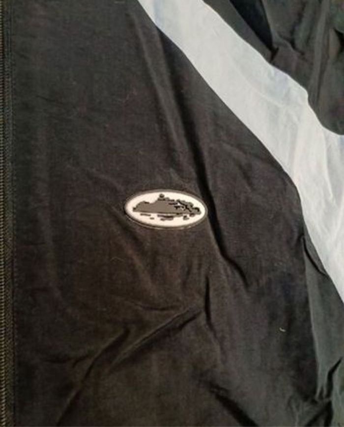 Veste corteiz noir - très bonne état - photo numéro 7