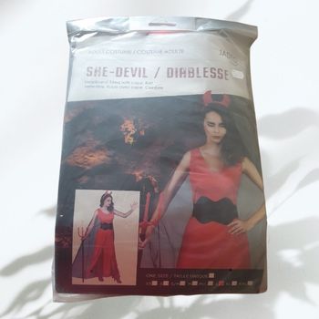 Déguisement femme  she/diablesse 