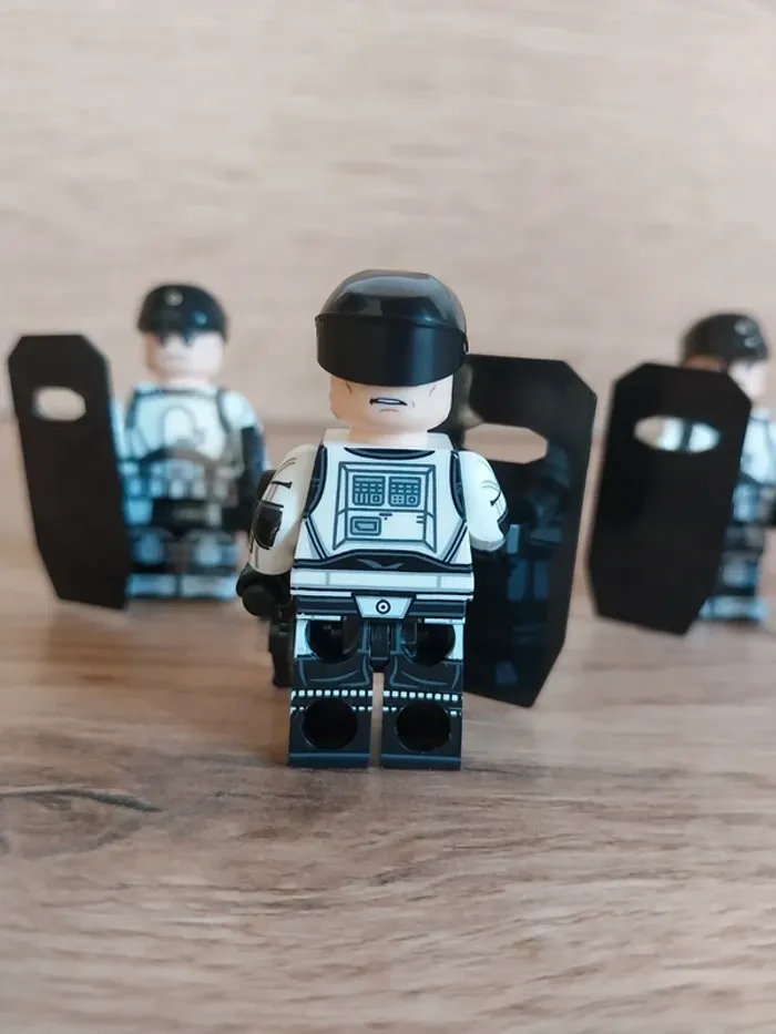 Figurines type lego 4 ISB Tactical Agent Impérial stormtroopers star wars - photo numéro 4