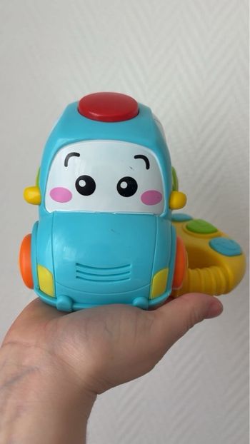 Voitures télécommandées 