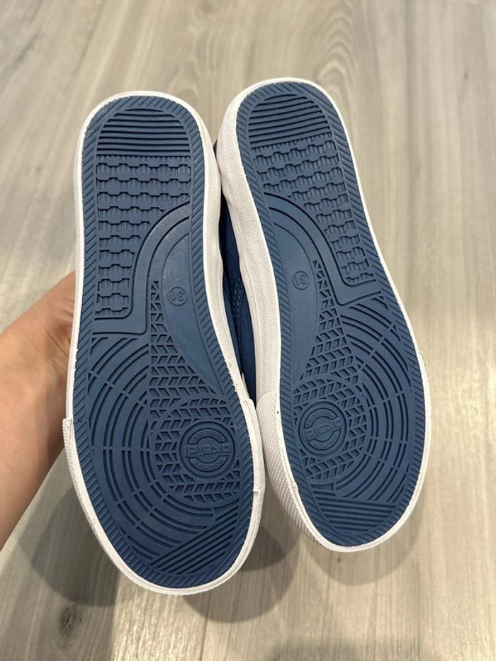 Chaussures Okaidi taille 31 neuves - photo numéro 2