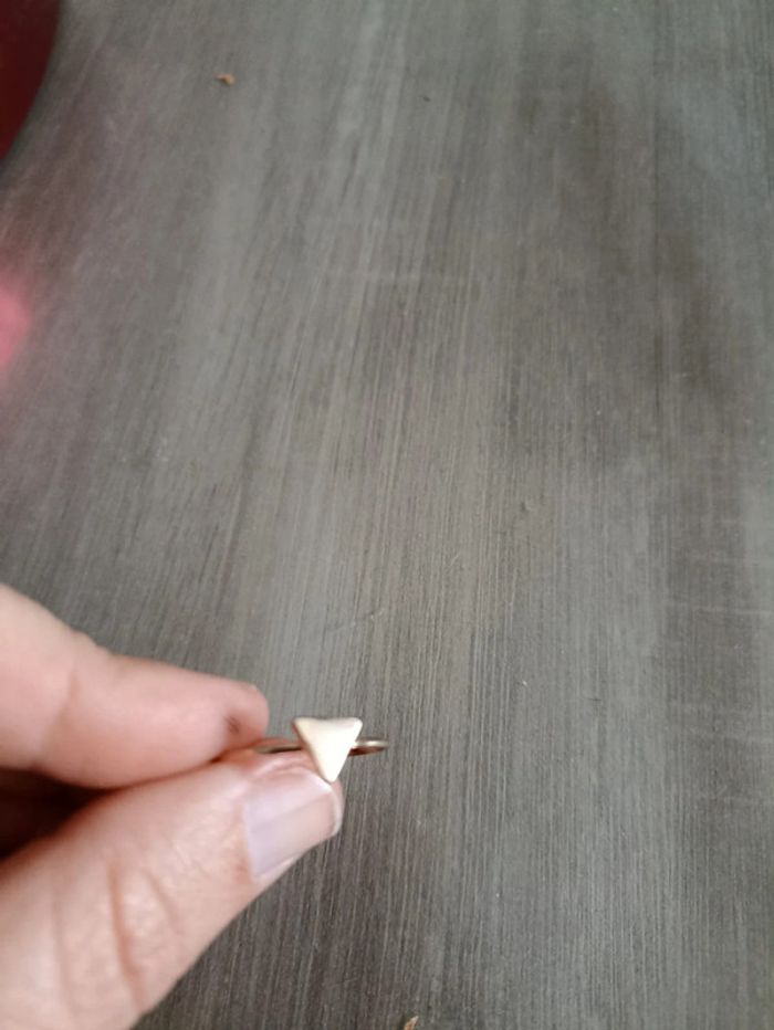 Bague triangle - photo numéro 2