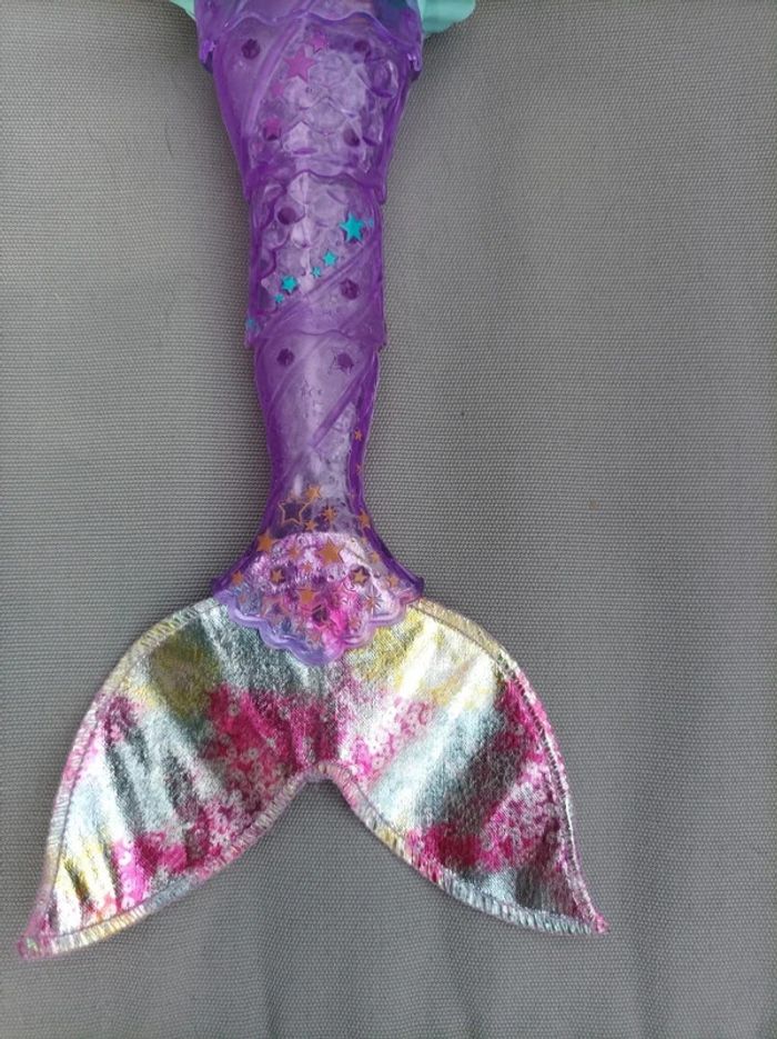 Magnifique poupée Barbie Dreamtopia - photo numéro 5