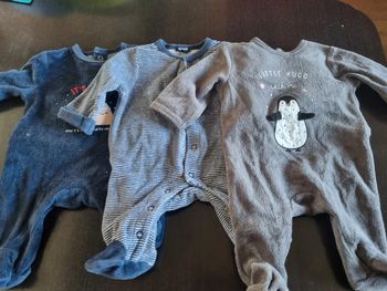 Lot 3 pyjamas velours