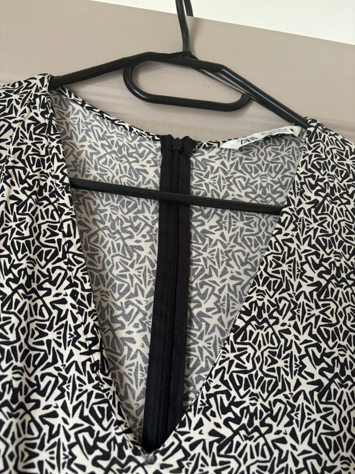 Robe longue noir et blanche - photo numéro 3