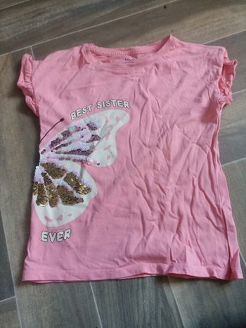 t shirt papillons sequins