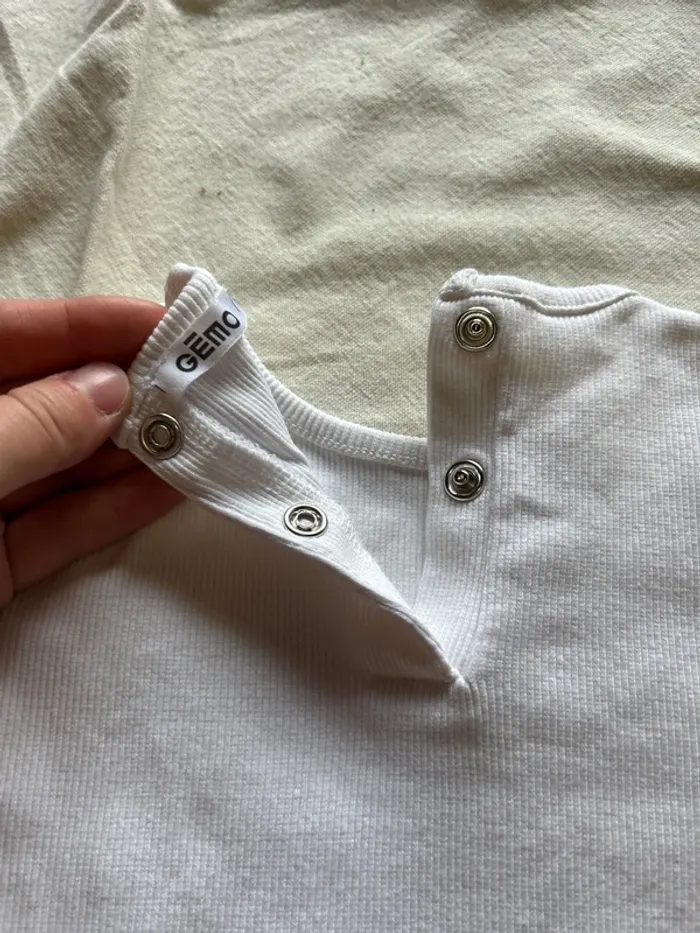 TEE shirt - photo numéro 4