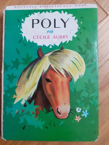 Poly par Cécile Aubry