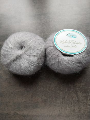 Lot de 2 pelotes Kid-Mohair avec Soie gris clair 
