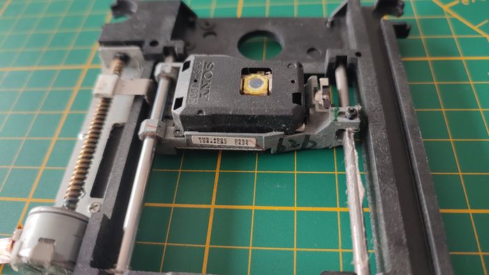 Bloc optique KHS-400C pièce détachée console de jeux Sony Playstation 2 Ps2 SCPH-50004 silver #D51 - photo numéro 3