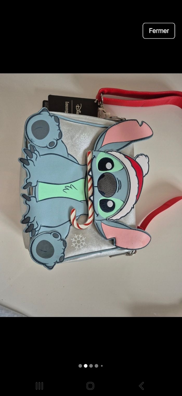 Sac bandoulière loungefly stich édition Noël