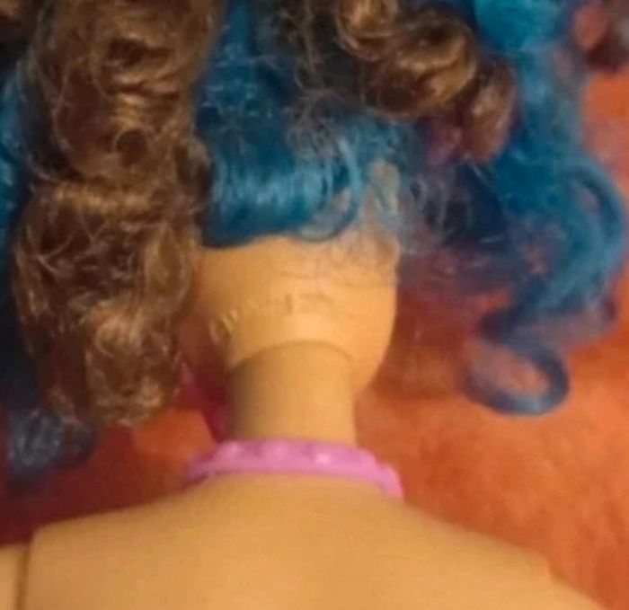 Barbie Erika de Mattel - photo numéro 8
