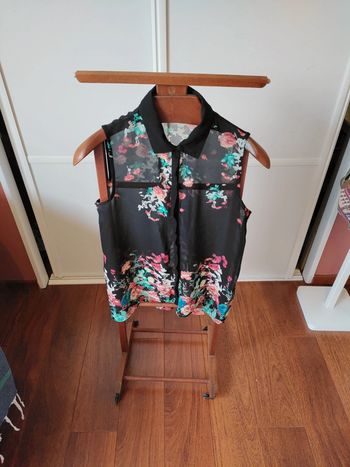 Blouse kiabi transparente à fleurs