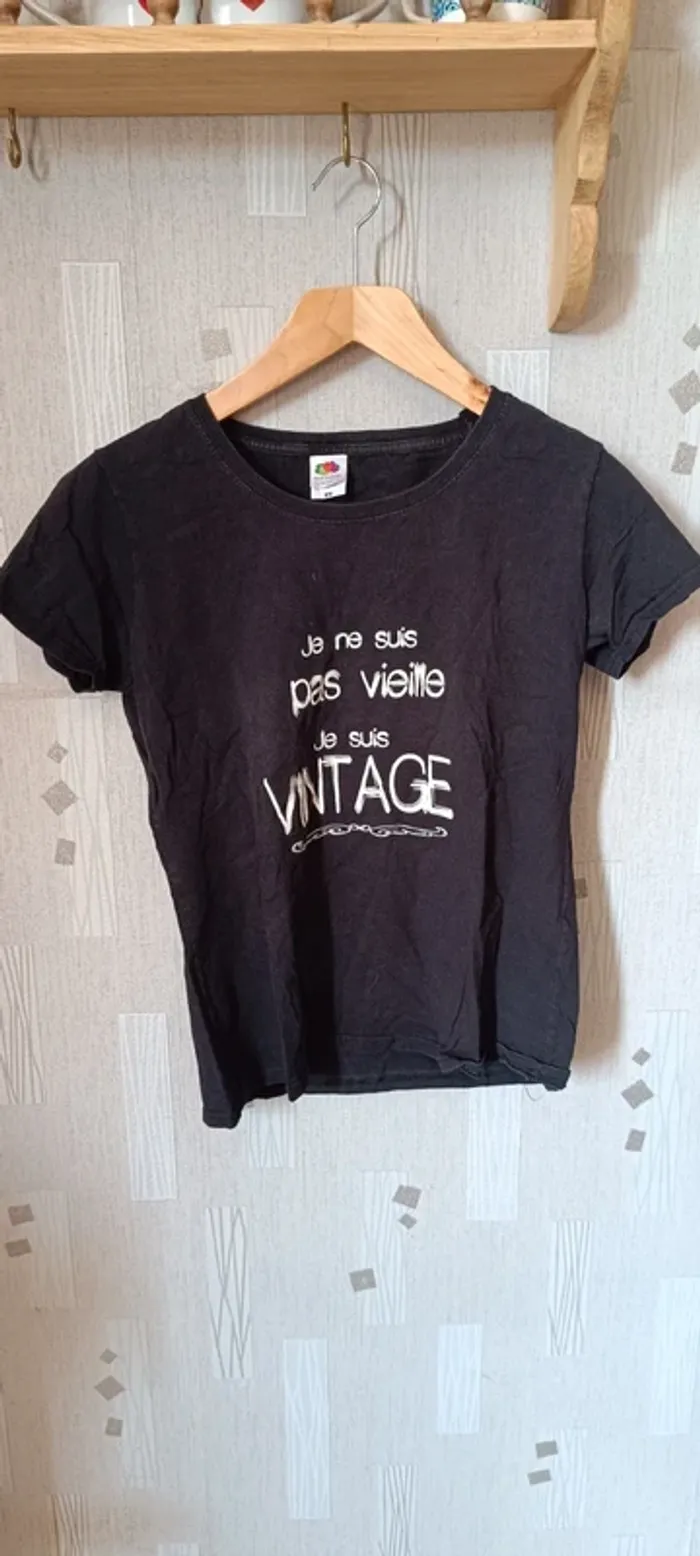 531- t shirt, fruit of the loom, taille L