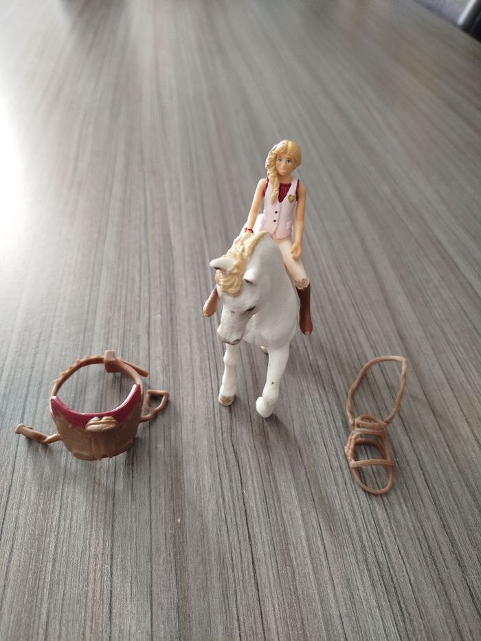 Cavalière et son cheval Schleich - photo numéro 4