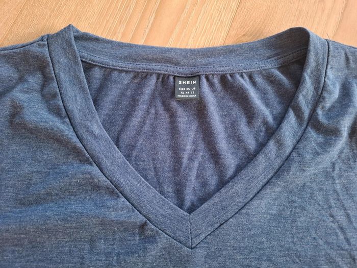 Tee-shirt bleu shein XL - photo numéro 2