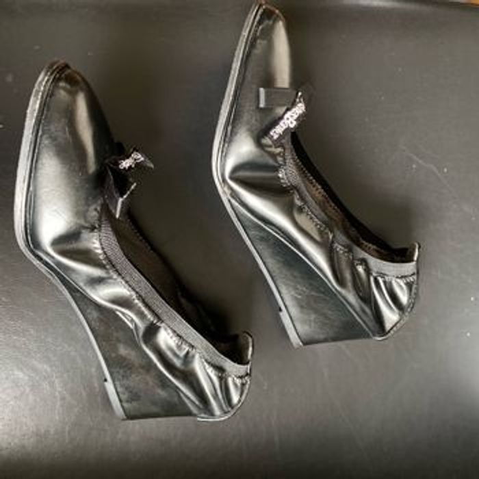 Ballerines vernis noir talons compensés 40 les p’tites bombes - photo numéro 9