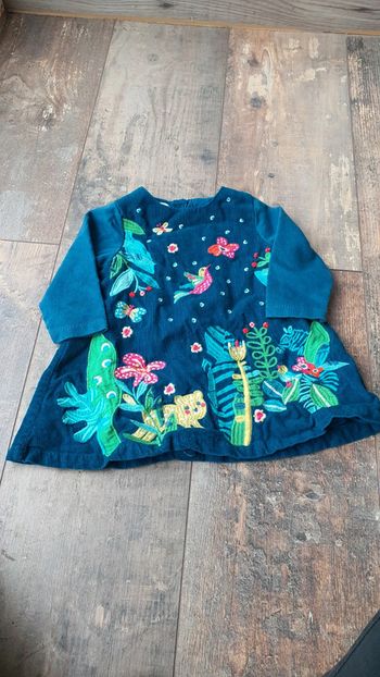 Très belle robe dpam 6 mois 68 cm en très bon état 👌