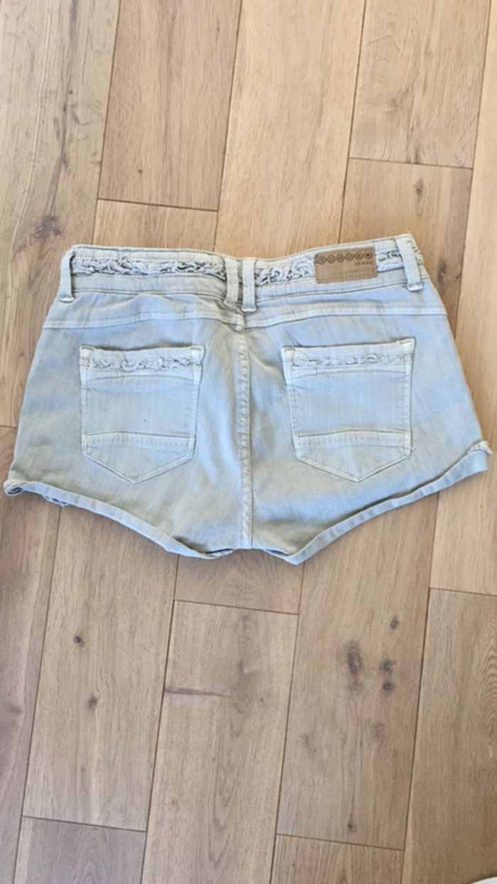 Short en jean gris - photo numéro 2