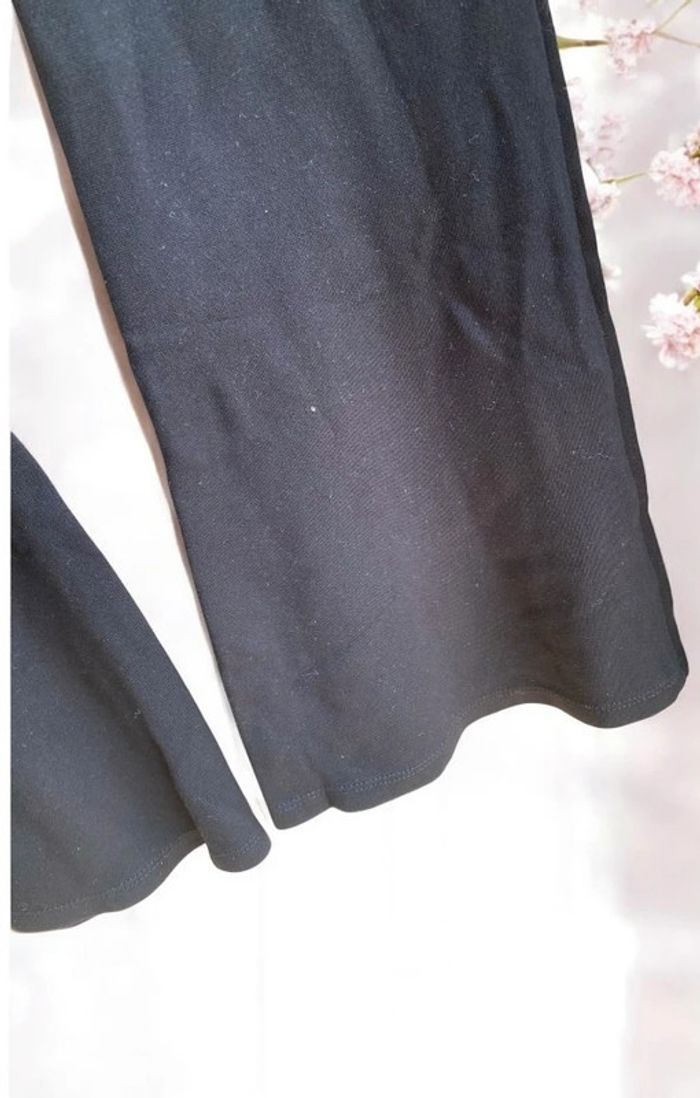 🎀 Pantalon noir de type legging évasé Taille M🎀 - photo numéro 4