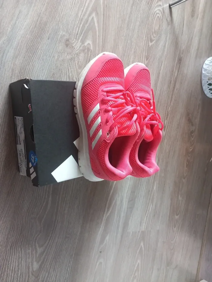 Adidas duramo lite 2.00 rose en bon état - photo numéro 2