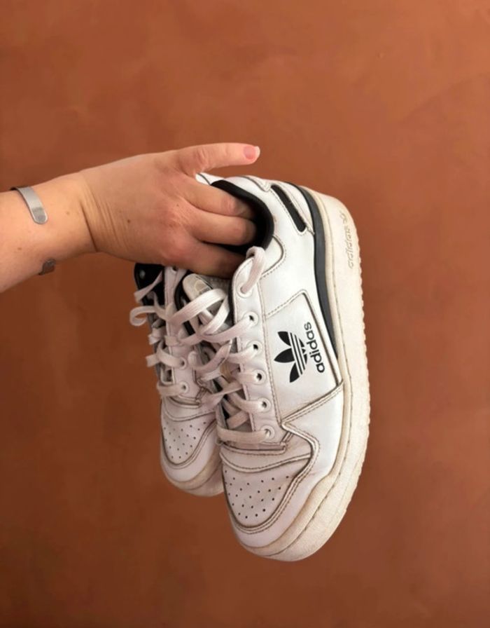 Baskets Adidas Forum blanches – T. 39.5 – Bon état - photo numéro 6