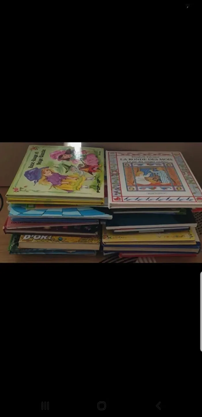 Gros lot livres pour enfant