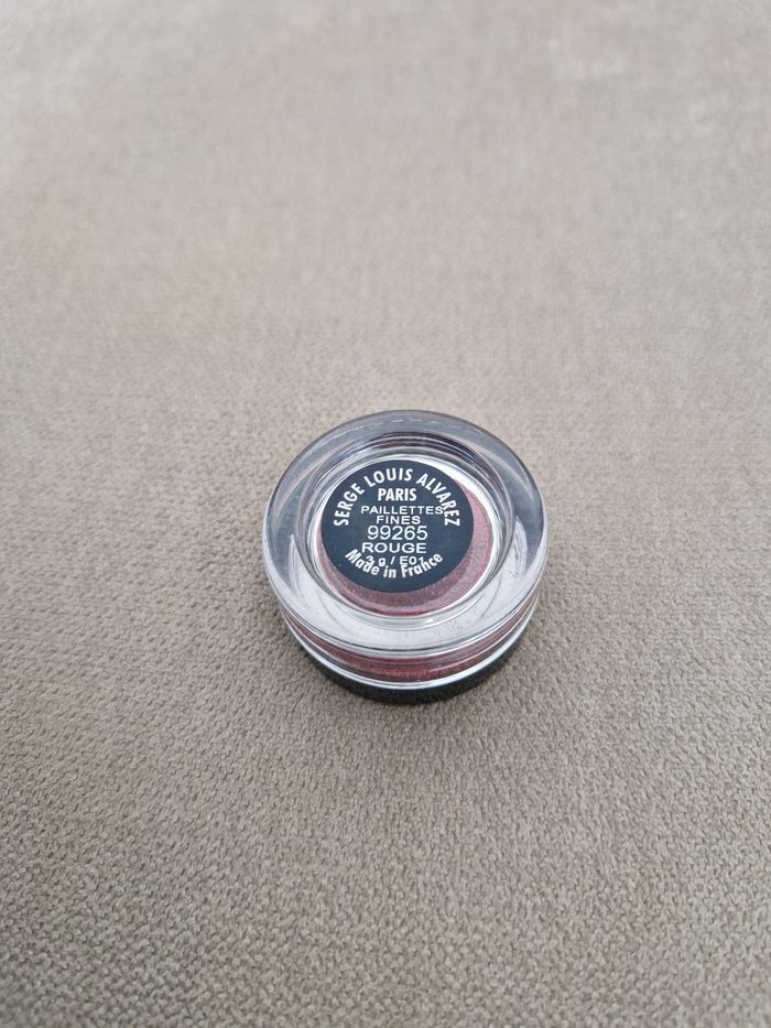 Paillettes fine rouge, Serge Louis Alvarez - photo numéro 5